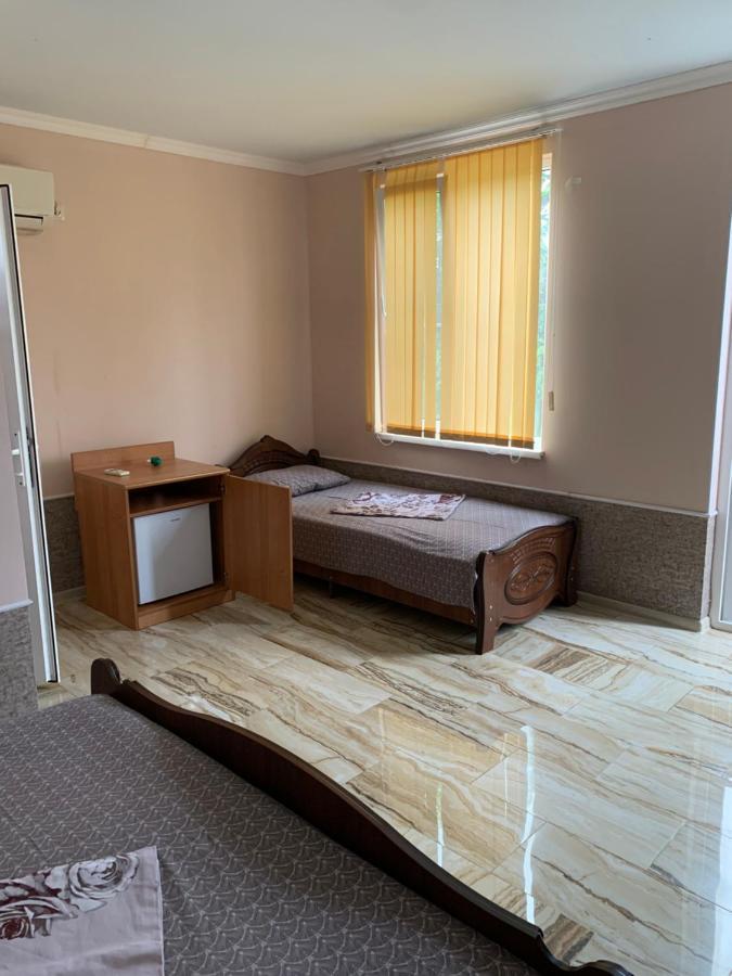 Comfort Gantiadi Kültér fotó