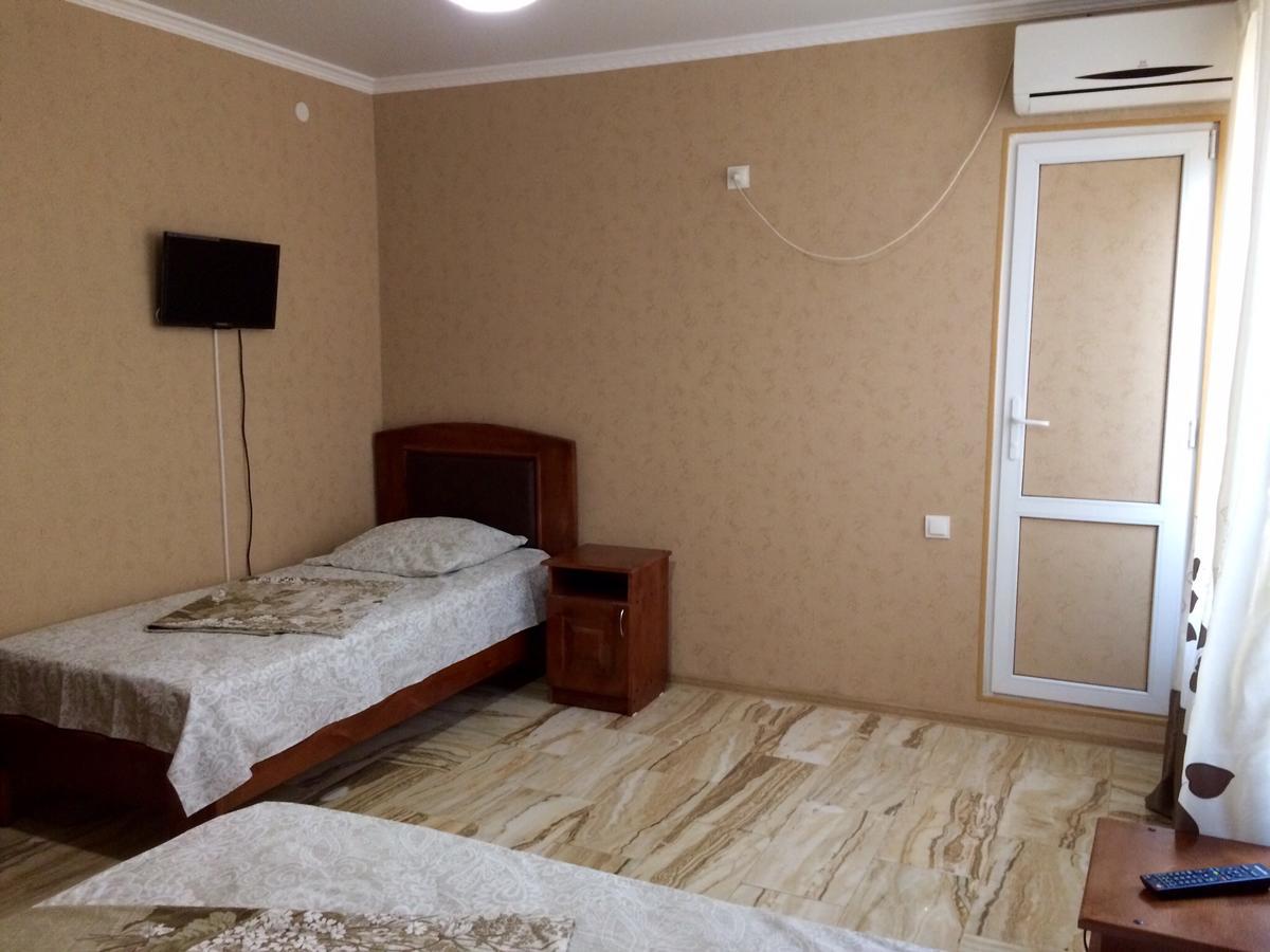 Comfort Gantiadi Kültér fotó